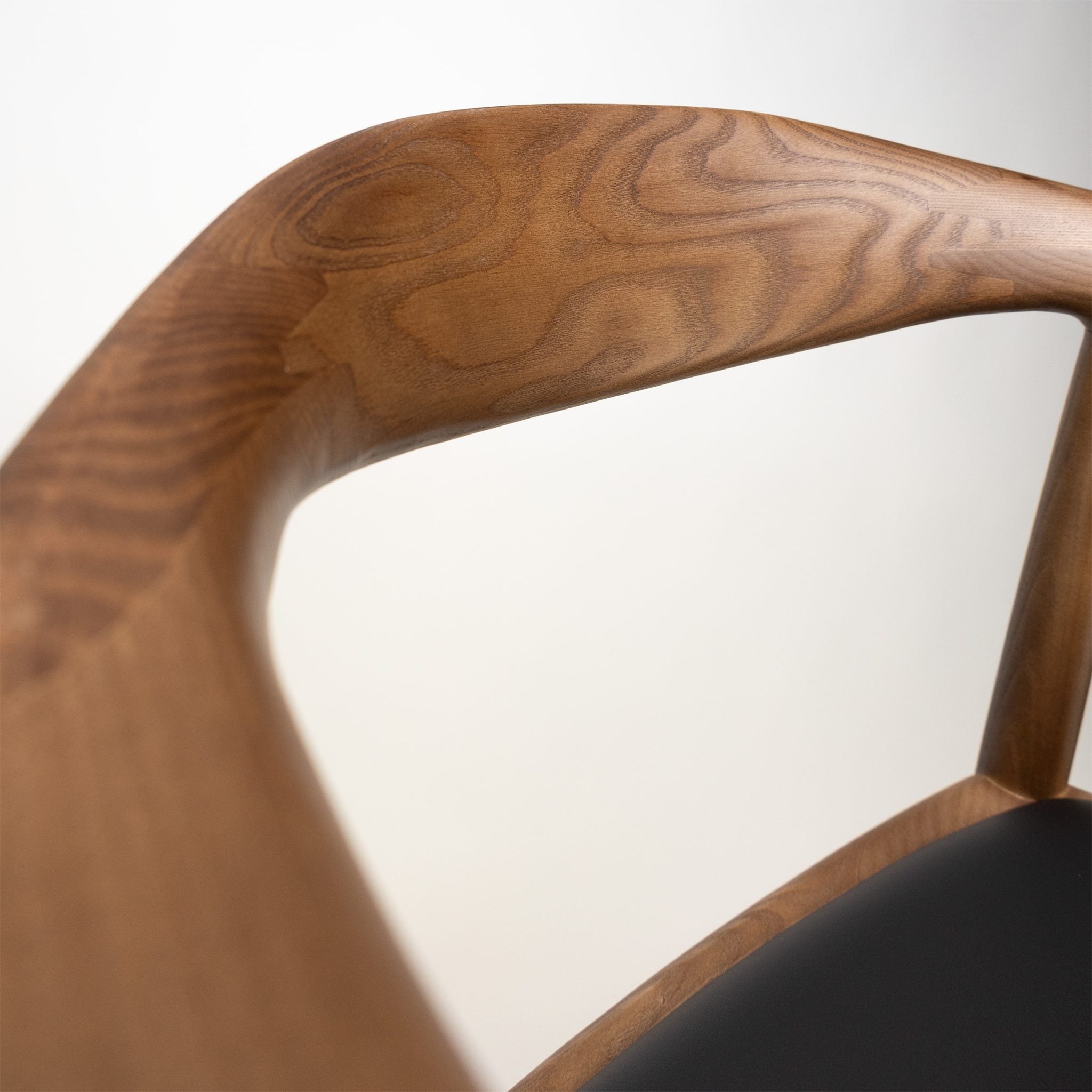 SCANDI BARSTOOL ASHWOOD/LEATHER