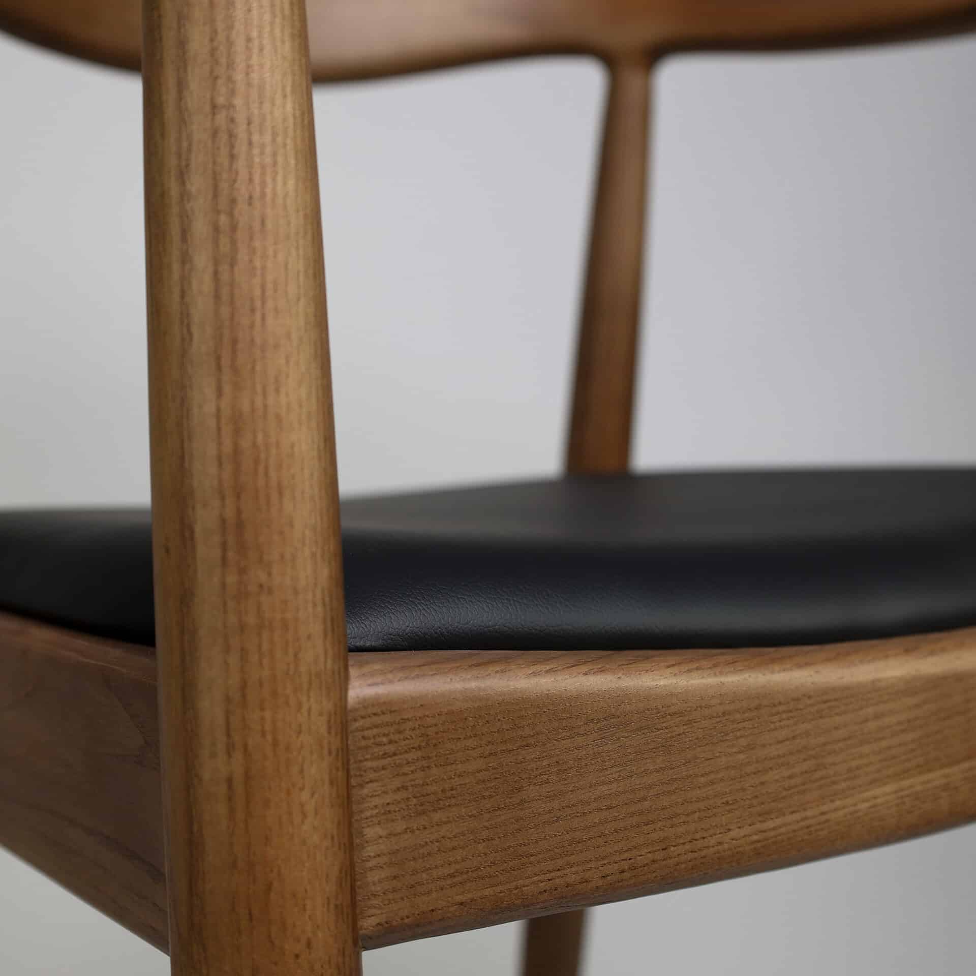 SCANDI BARSTOOL ASHWOOD/LEATHER LOW