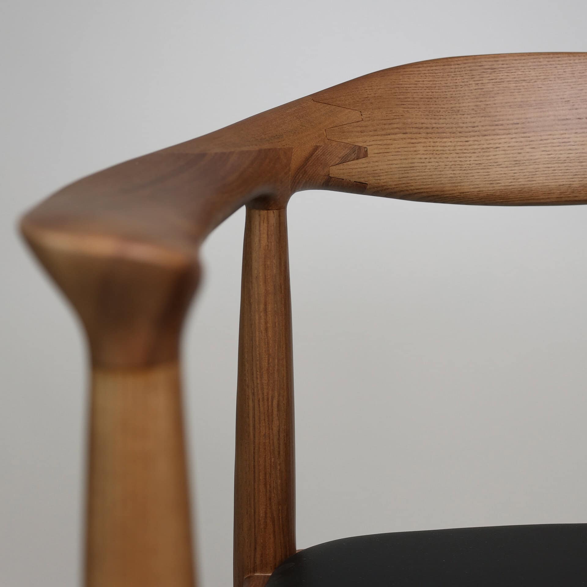 SCANDI BARSTOOL ASHWOOD/LEATHER LOW