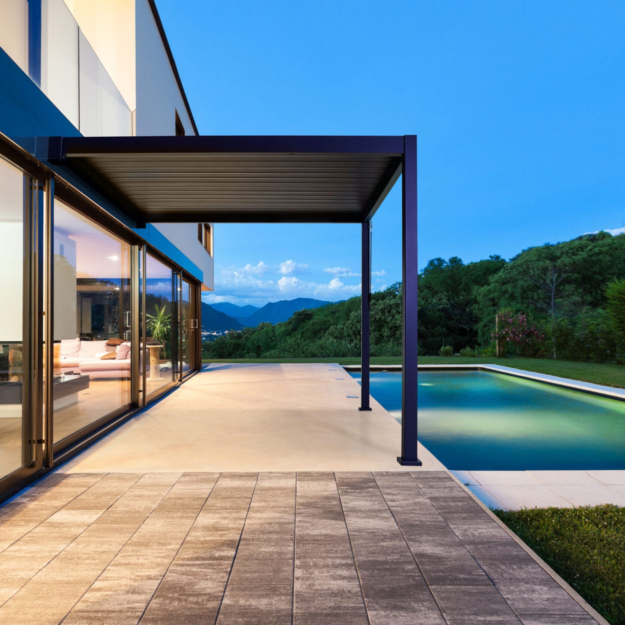 Pergola Eclipse – Wall-mounted Anthracite 3x6 m