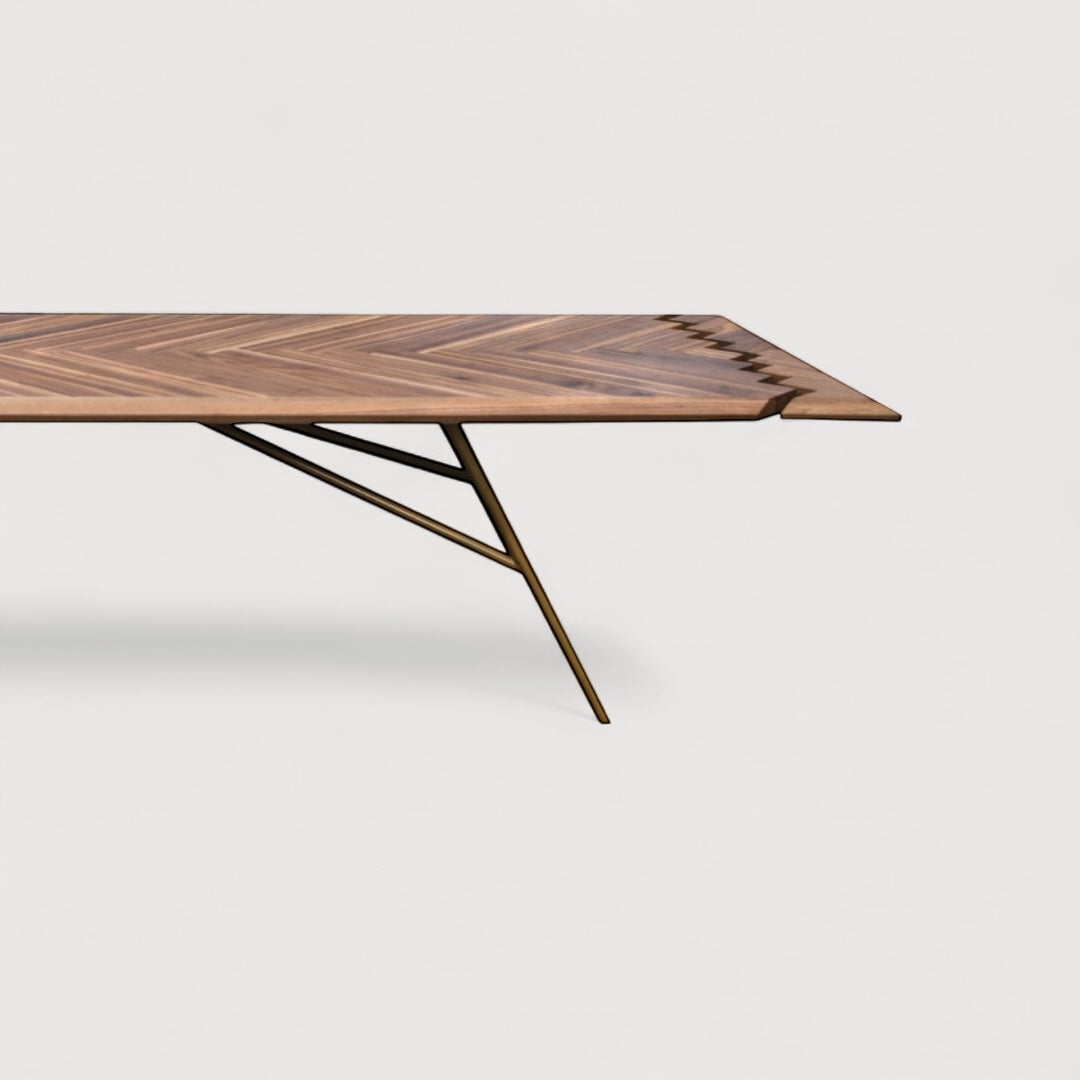 THE GOLD FISH JEDILNA MIZA