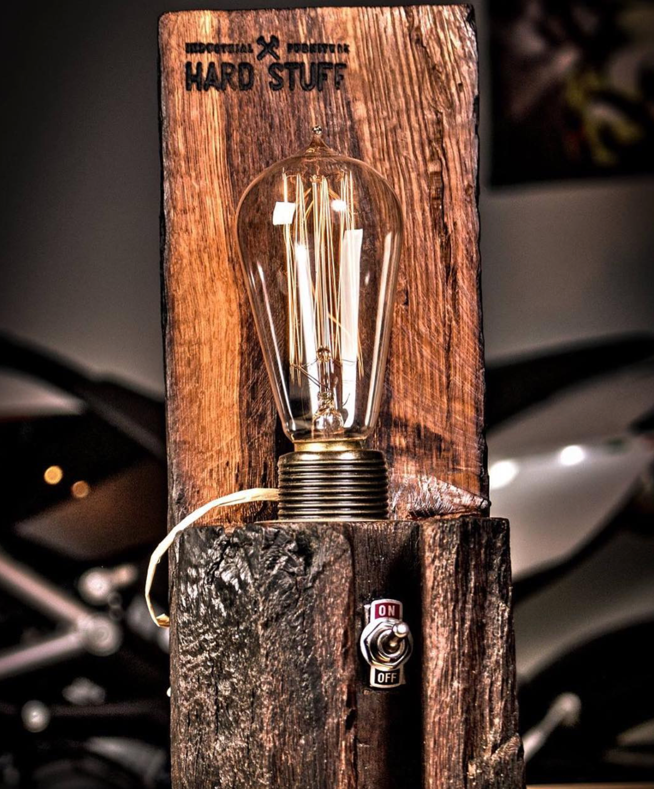 THE CUBE NAMIZNA SVETILKA