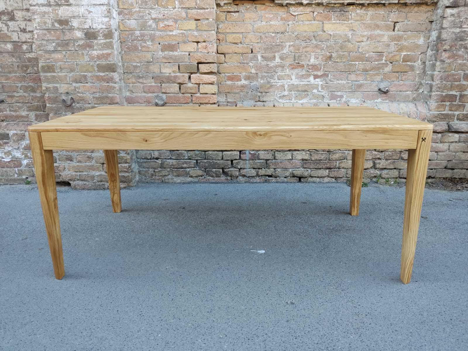 THE SARGE JEDILNA MIZA