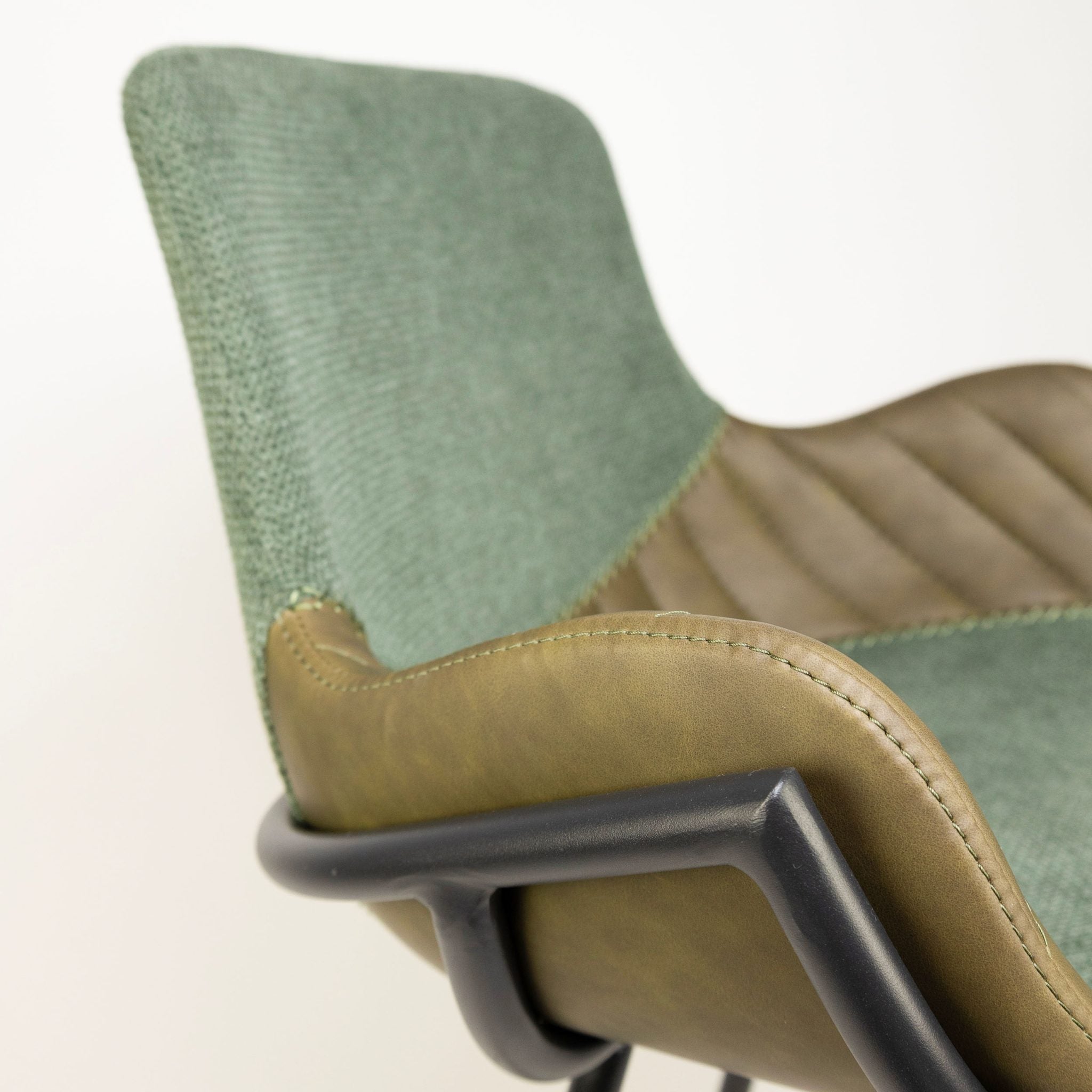 ALAYA BARSTOOL GREEN
