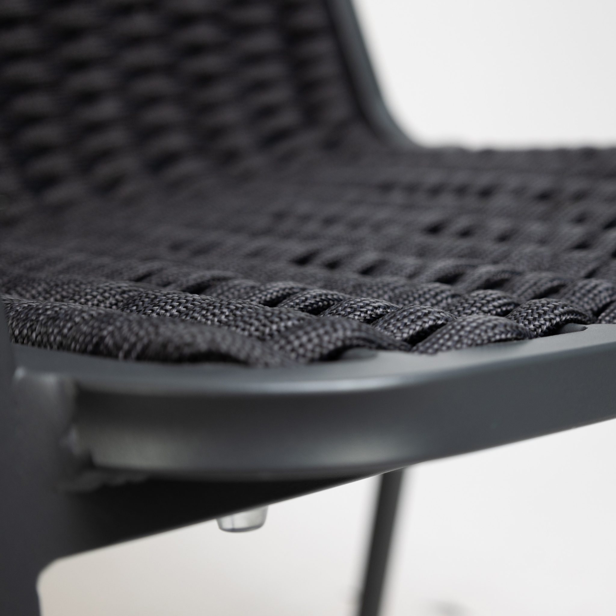 Tori outdoor chair charcoal