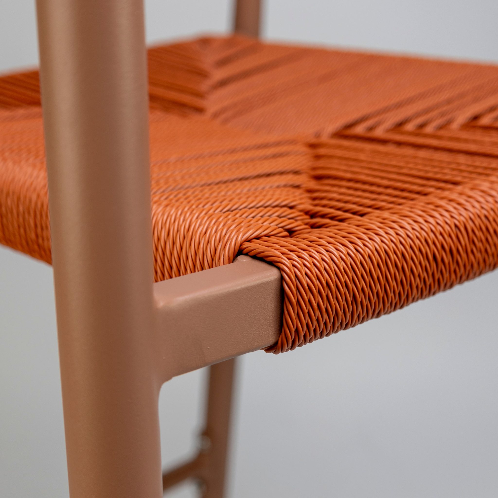 OLVIER BARSTOOL ORANGE