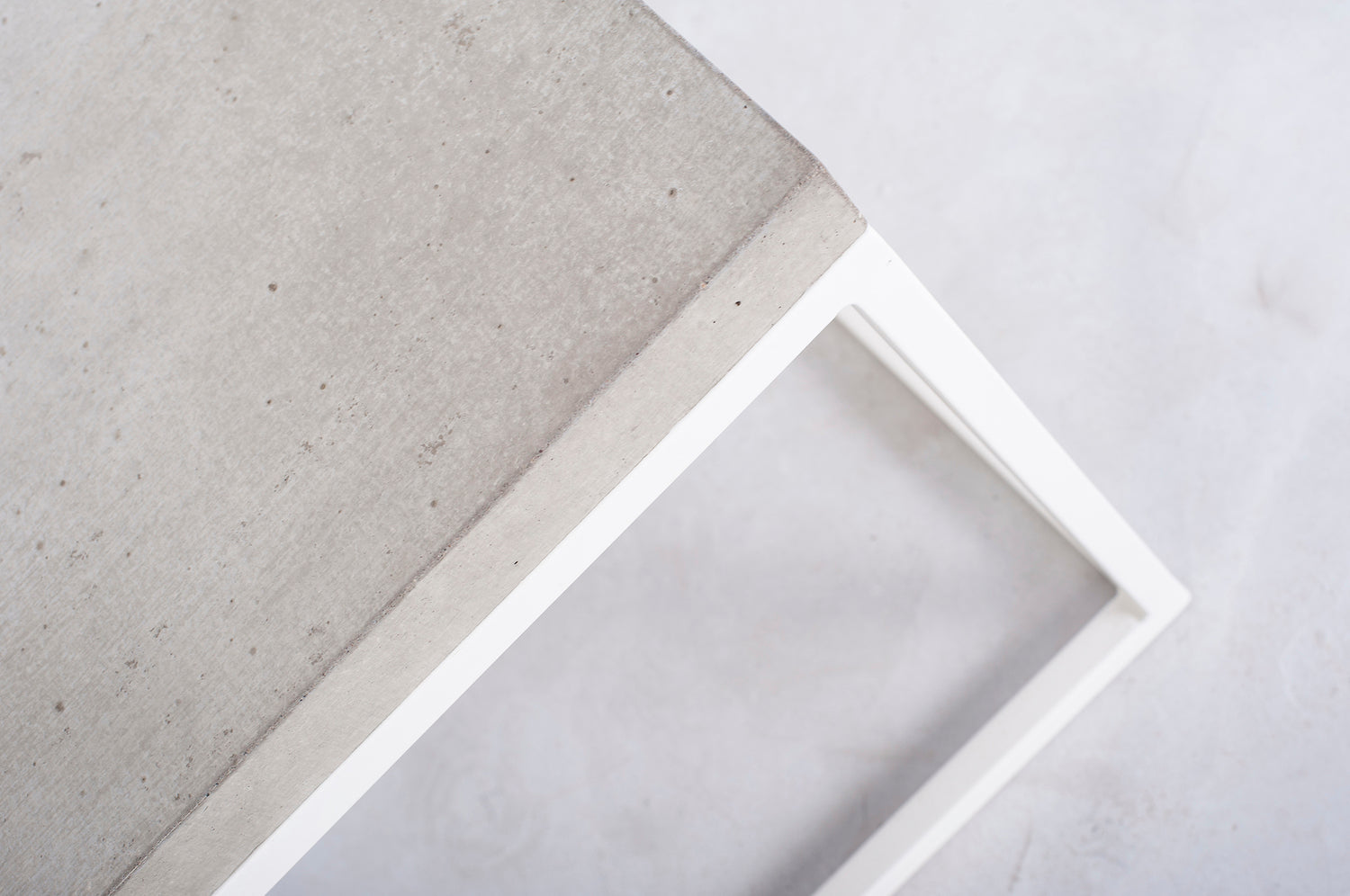 THE QUADRA BETONSKA KLUBSKA MIZICA 