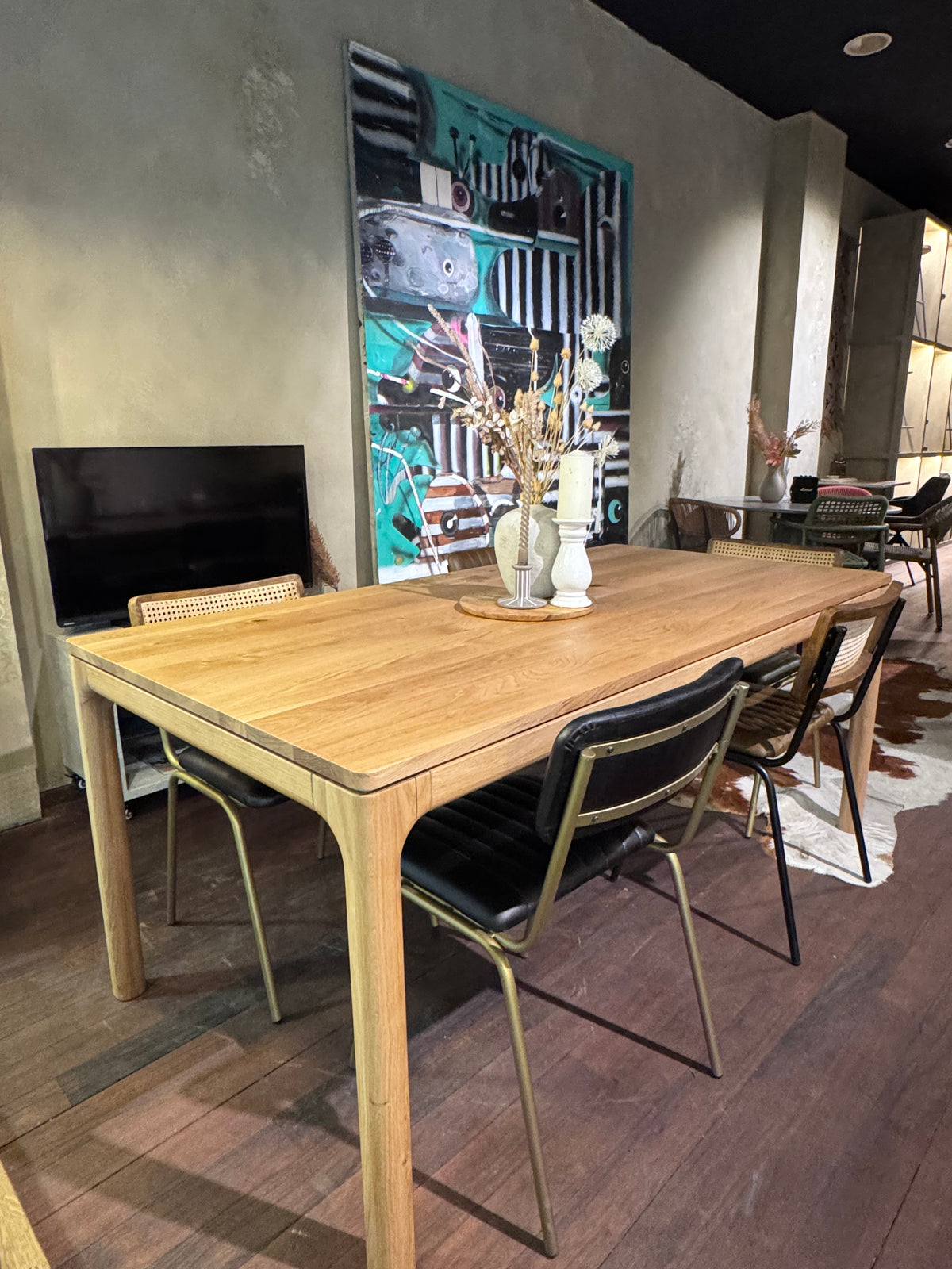 Yume DINING TABLE