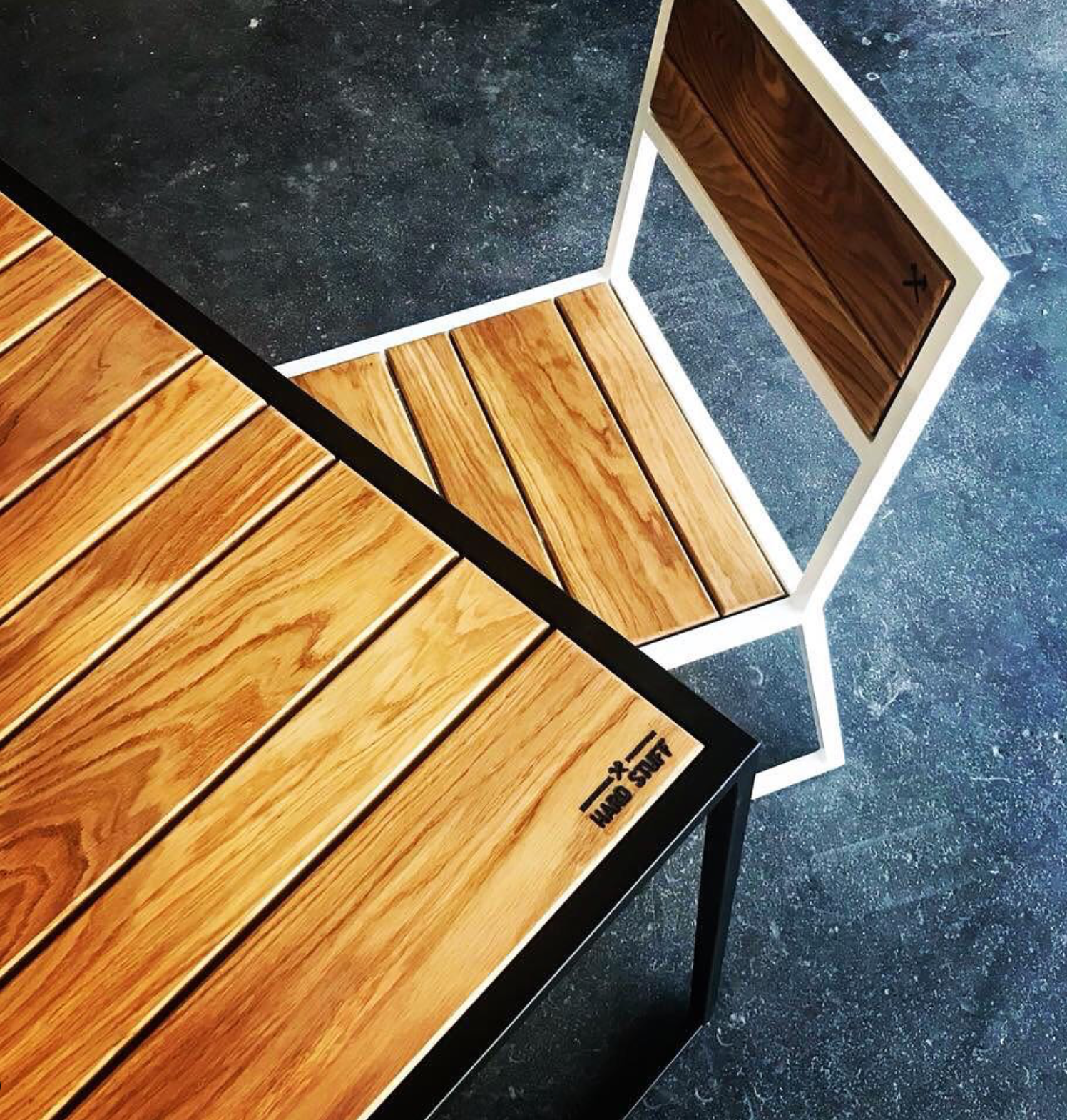 THE SUNSET BISTRO MIZA