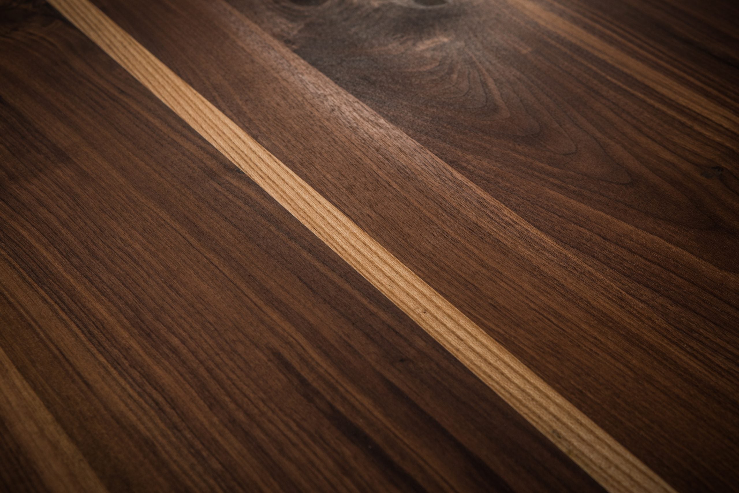 THE MATCH KONFERENČNA MIZA 