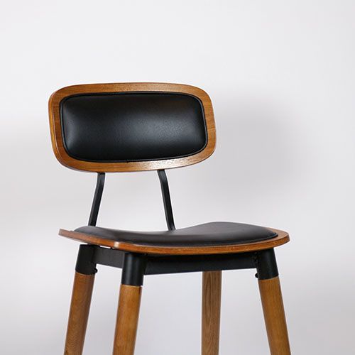 STUDOS BARSTOOL BLACK