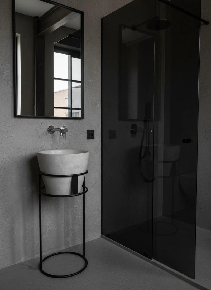 THE EGG CONCRETE SINK